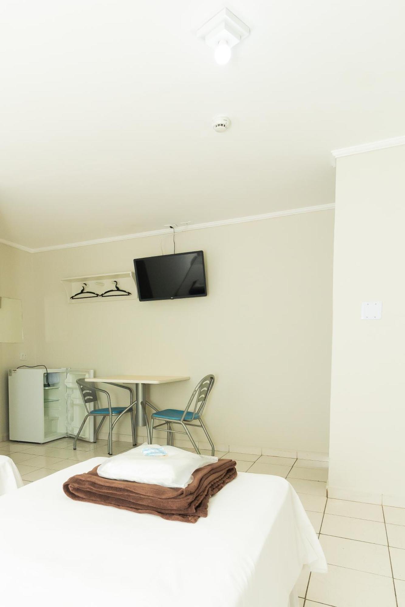 Hotel Ourinhos - Centro De - Proximo 25 De Marco E Bras Sao Paulo